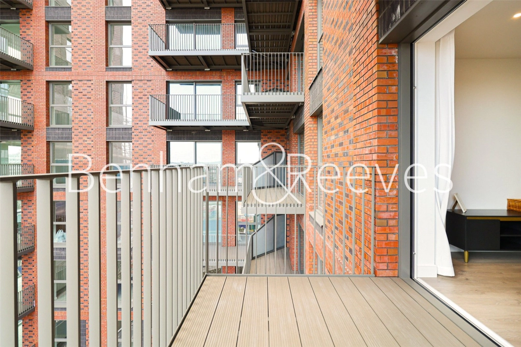 1 bedroom apartments/flats for sale in Quay Walk, Wembley - HA0 view 9