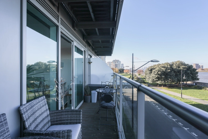 2 bedrooms apartments/flats for sale in Argyll Road, Woolwich - SE18 view 6