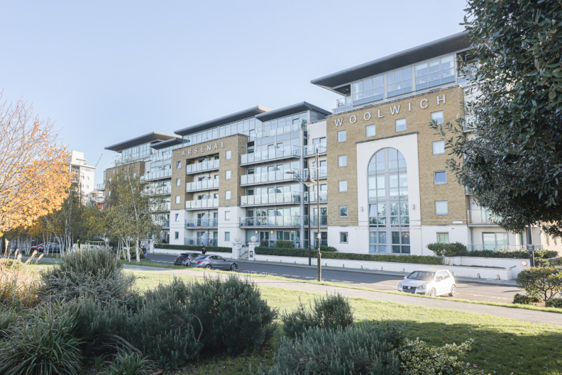 2 bedrooms apartments/flats to sale in Argyll Road, Woolwich-image 1
