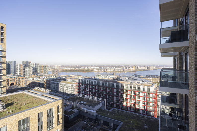 2 bedrooms apartments/flats to sale in Victory Parade, Woolwich-image 8