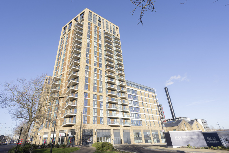 2 bedrooms apartments/flats to sale in Victory Parade, Woolwich-image 1