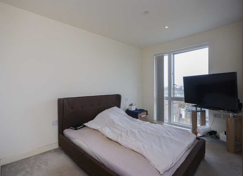 2 bedrooms apartments/flats to sale in New Warren Lane, Woolwich-image 13
