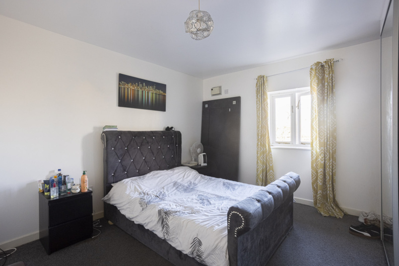2 bedrooms apartments/flats to sale in Plumstead Road, Woolwich-image 6