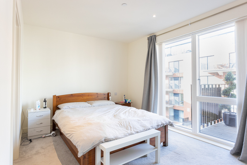 2 bedrooms apartments/flats to sale in Thunderer Walk, Woolwich-image 5