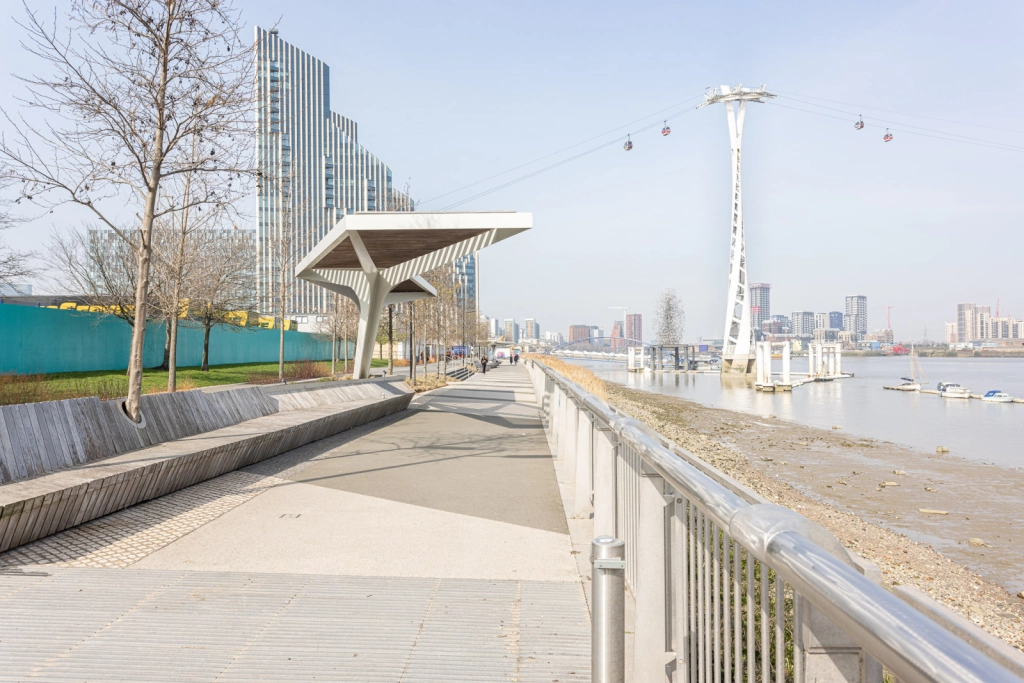 1 bedroom apartments/flats for sale in Peartree Way, Greenwich - SE10 view 16