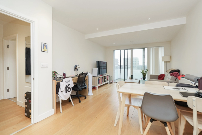 1 bedroom apartments/flats to sale in Peartree Way, Greenwich-image 15