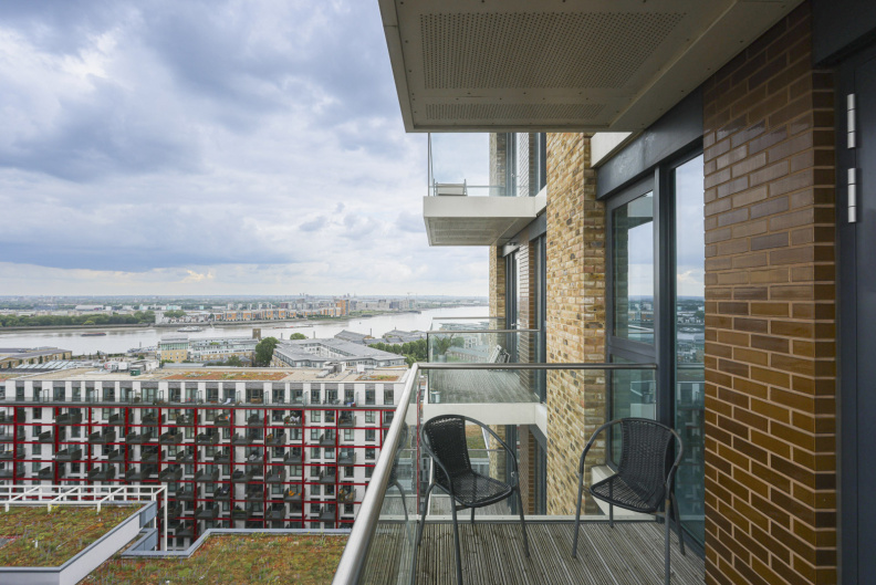1 bedroom apartments/flats for sale in Victory Parade, Woolwich - SE18 view 8