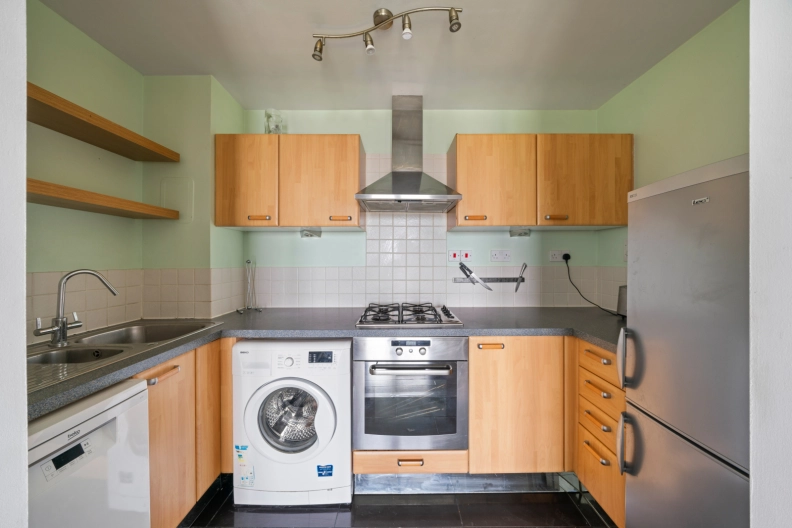 2 bedrooms apartments/flats for sale in Tideslea Path, Royal Arsenal - SE28 view 5