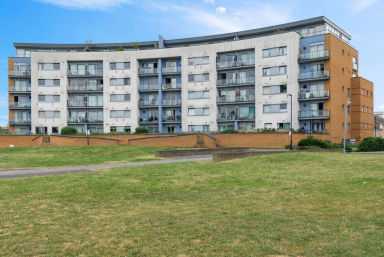 Tideslea Path, Royal Arsenal - SE28 view 8