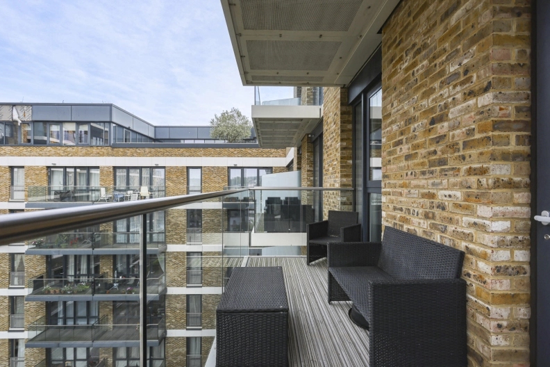 1 bedroom apartments/flats for sale in Victory Parade, Woolwich - SE18 view 7
