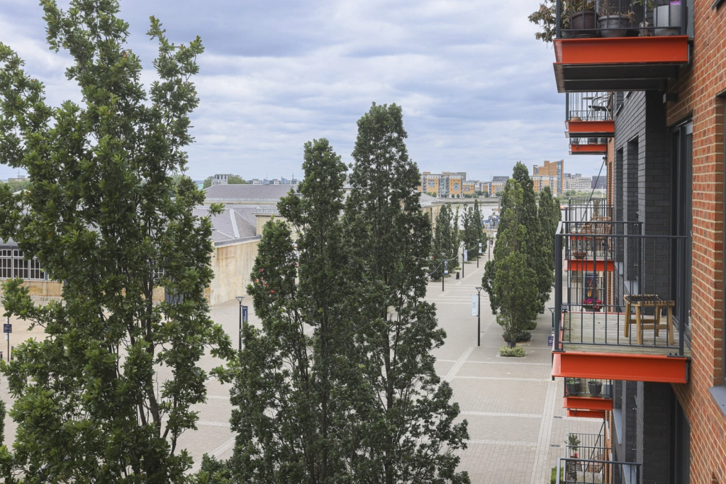 2 bedrooms apartments/flats for sale in No 1 Street, Woolwich - SE18 view 8