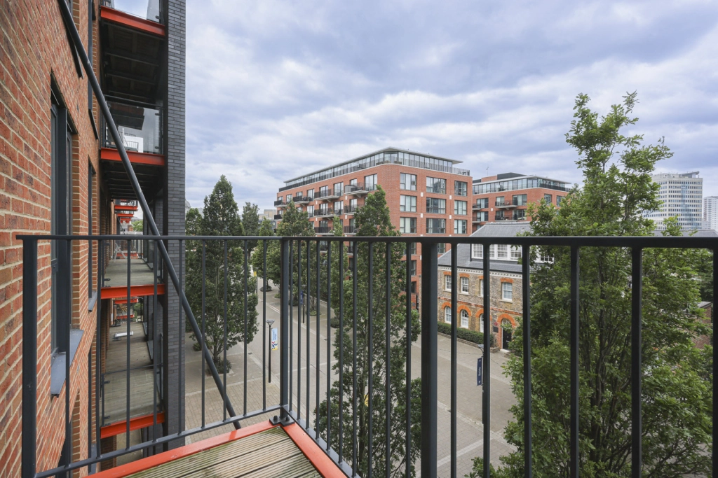 2 bedrooms apartments/flats for sale in No 1 Street, Woolwich - SE18 view 2