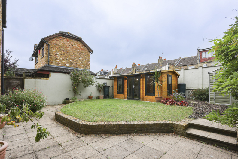 2 bedrooms apartments/flats for sale in Malton Mews, Plumstead - SE18 view 2