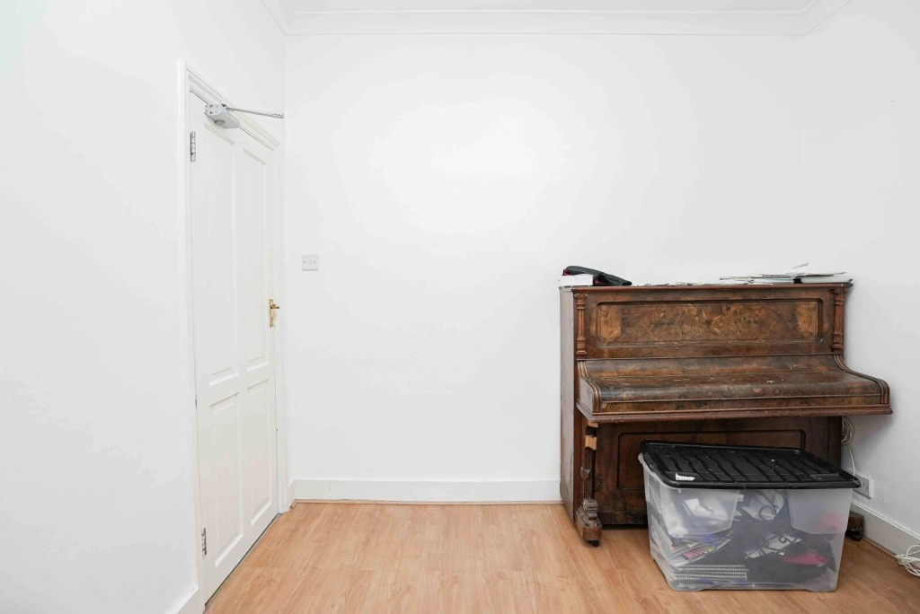 3 bedrooms houses for sale in Ceres Road, Plumstead - SE18 view 16