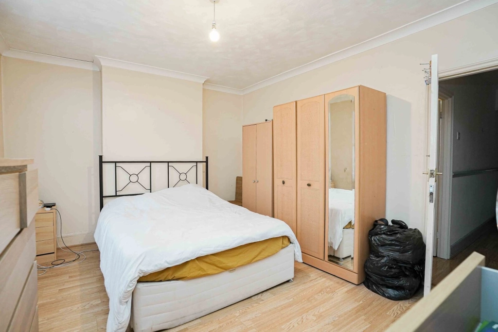 3 bedrooms houses for sale in Ceres Road, Plumstead - SE18 view 17