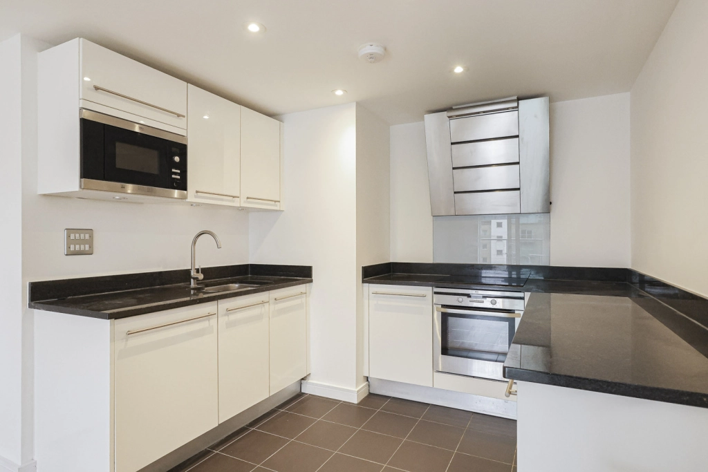 2 bedrooms apartments/flats for sale in Argyll Road, Royal Arsenal - SE18 view 3