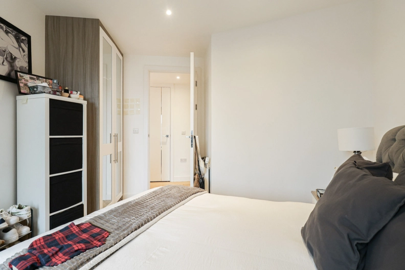 2 bedrooms apartments/flats for sale in Duke of Wellington Avenue, Royal Arsenal - SE18 view 20