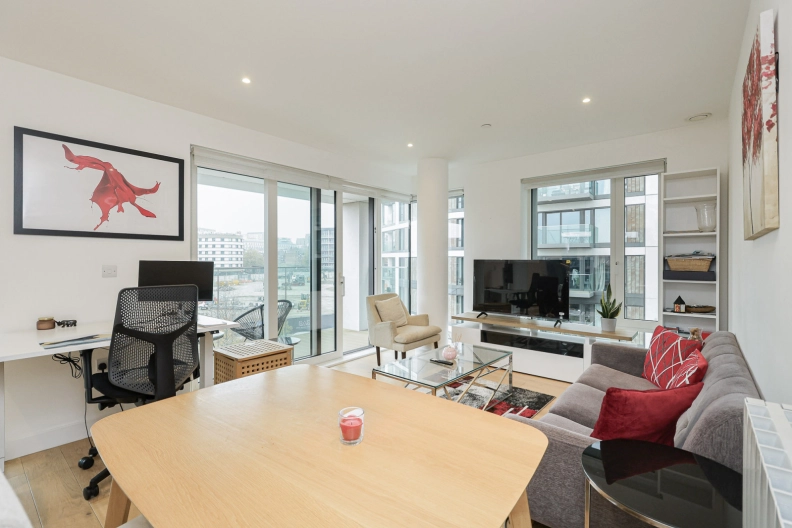 2 bedrooms apartments/flats for sale in Duke of Wellington Avenue, Royal Arsenal - SE18 view 10