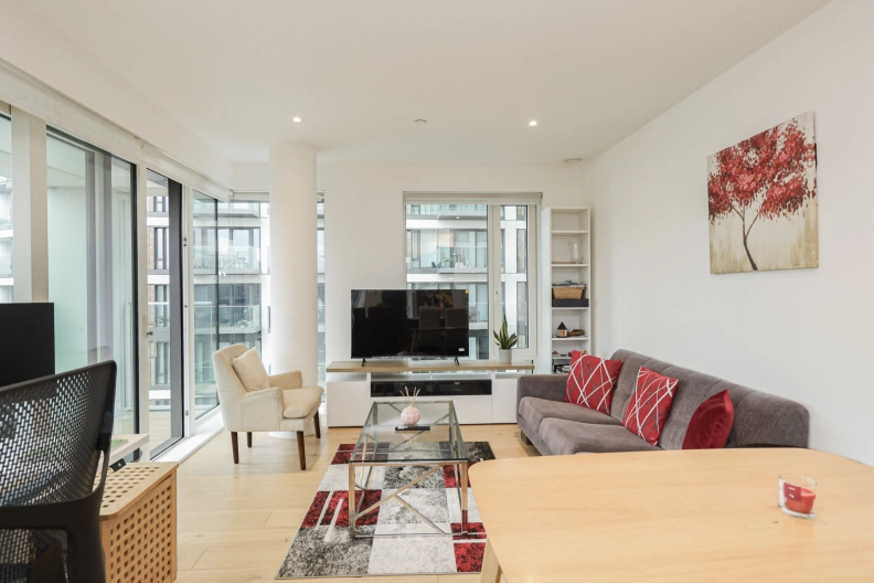 2 bedrooms apartments/flats for sale in Duke of Wellington Avenue, Royal Arsenal - SE18 view 9