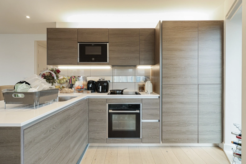 2 bedrooms apartments/flats for sale in Duke of Wellington Avenue, Royal Arsenal - SE18 view 5