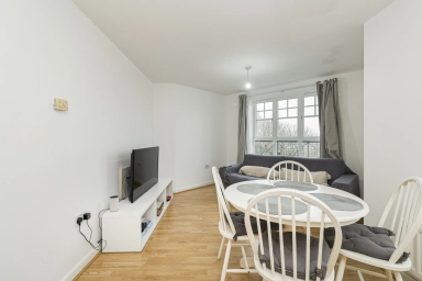 Greenhaven Drive, Thamesmead - SE28 view 13