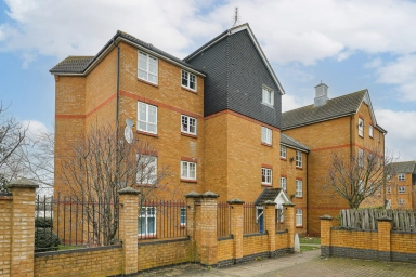 Greenhaven Drive, Thamesmead - SE28 view 8