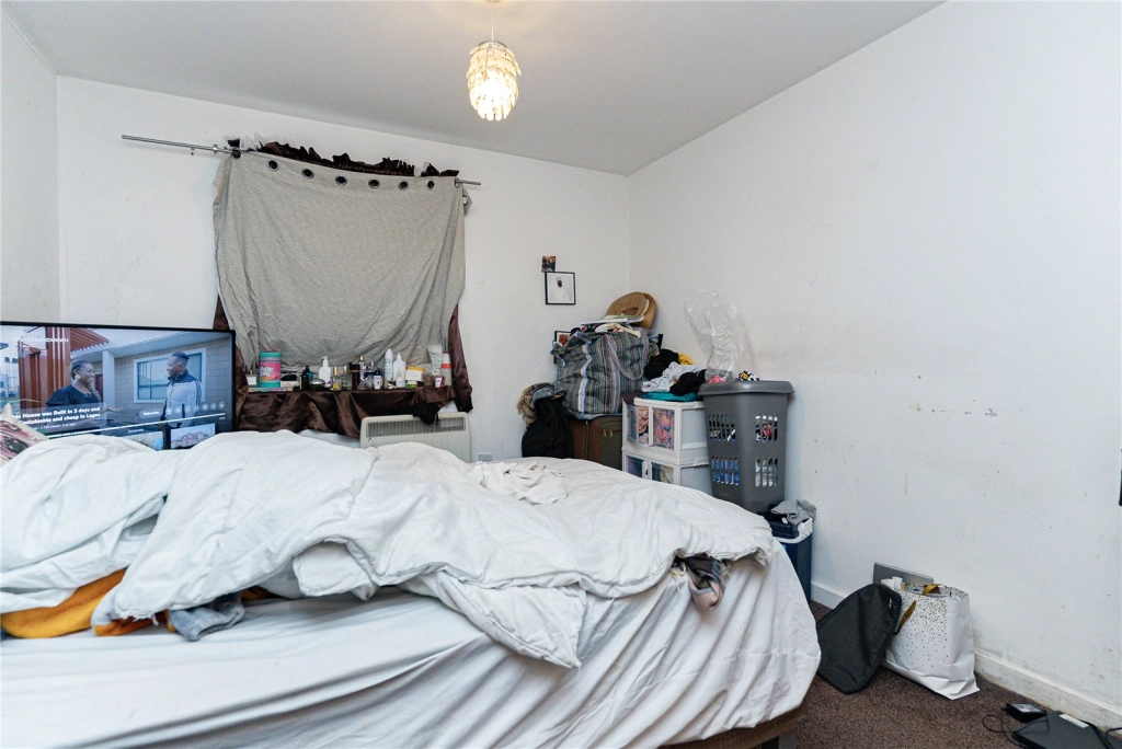 2 bedrooms apartments/flats for sale in Martins Place, Thamesmead - SE28 view 9