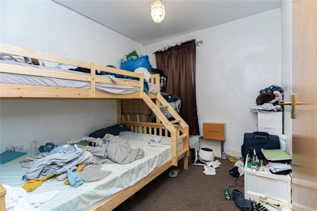 2 bedrooms apartments/flats for sale in Martins Place, Thamesmead - SE28 view 10