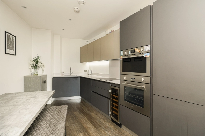 1 bedroom apartments/flats to sale in Woolwich High Street, Woolwich-image 11