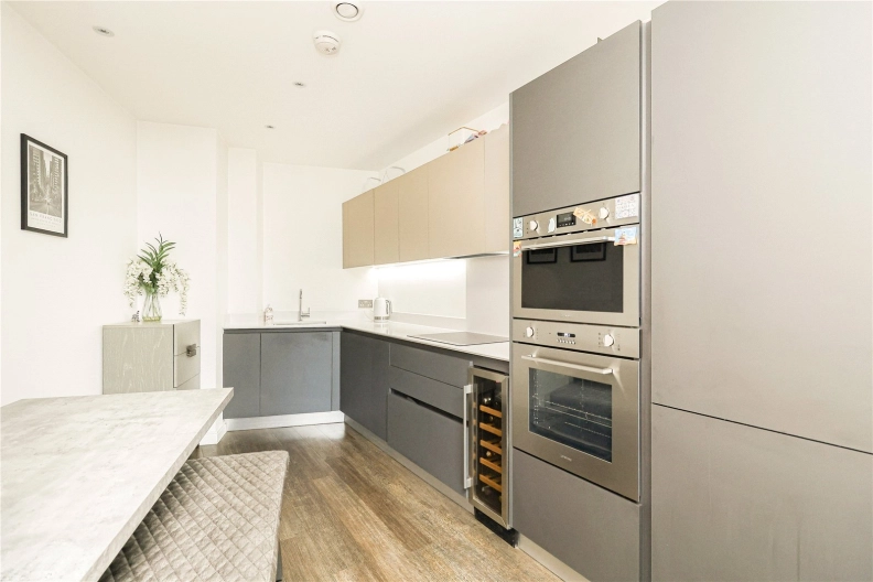 1 bedroom apartments/flats to sale in Woolwich High Street, Woolwich-image 10