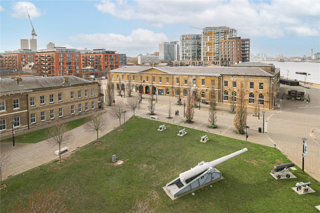 3 bedrooms apartments/flats for sale in Hopton Road, Royal Arsenal - SE18 view 13