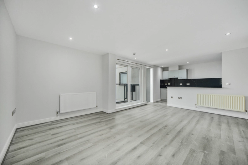 2 bedrooms apartments/flats for sale in Erebus Drive, Woolwich - SE28 view 4