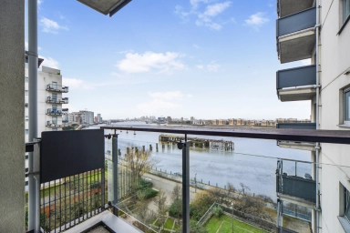 Erebus Drive, Woolwich - SE28 view 2