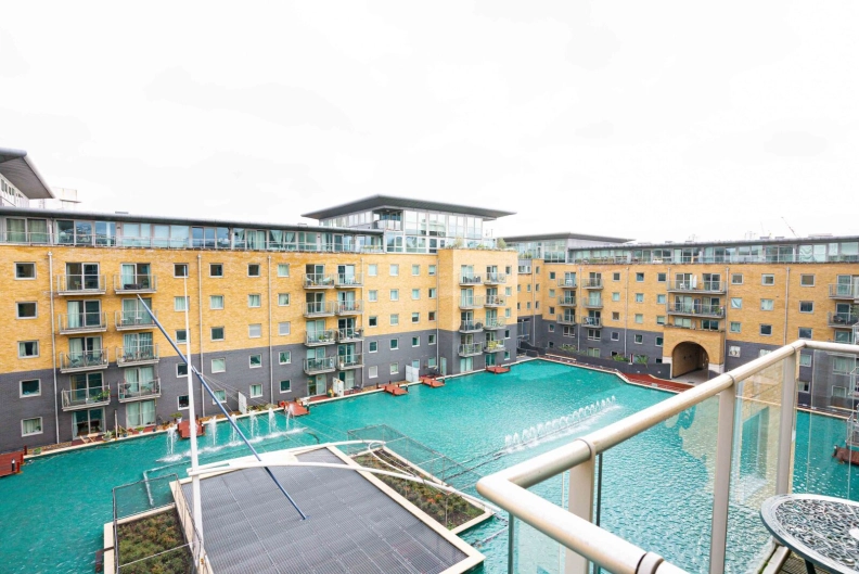 2 bedrooms apartments/flats to sale in Argyll Road, Royal Arsenal-image 7