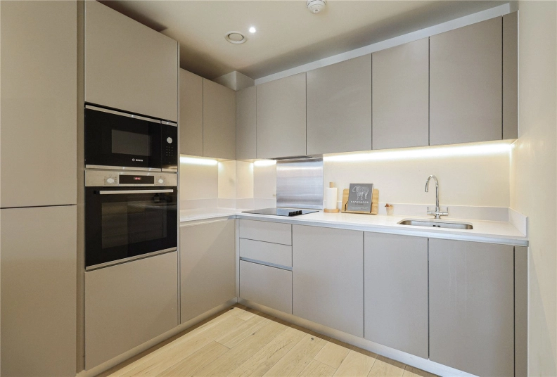 2 bedrooms apartments/flats to sale in Thunderer Walk, Woolwich-image 3