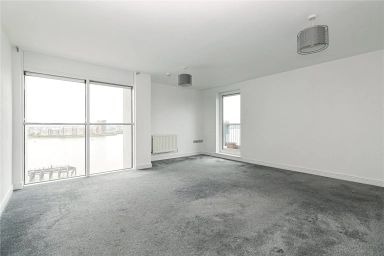 Erebus Drive, Woolwich SE28 image 2