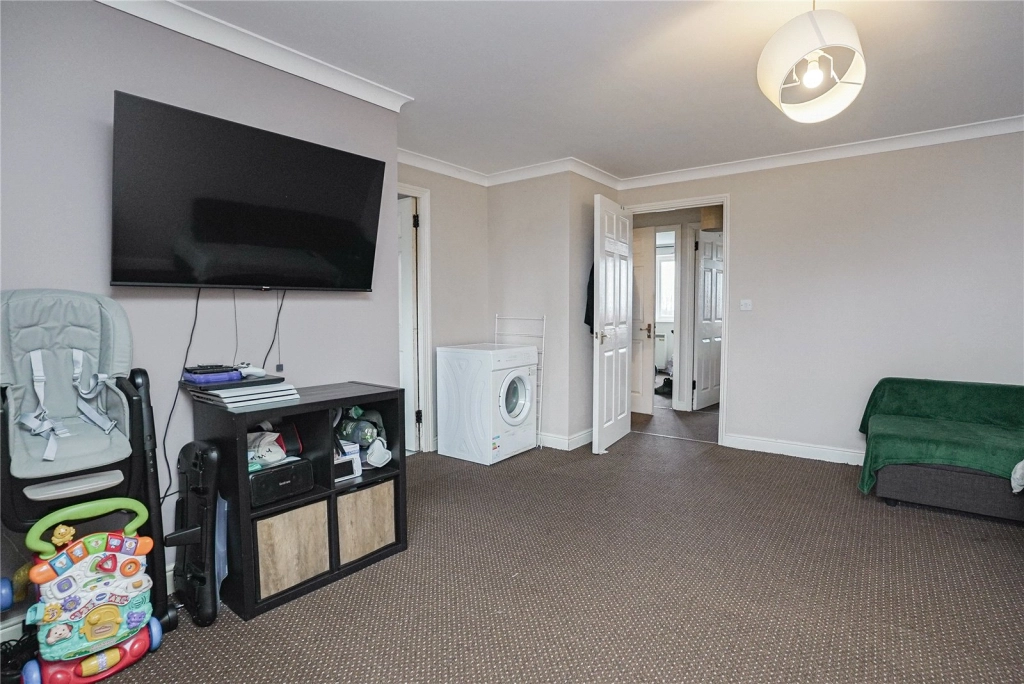 2 bedrooms apartments/flats for sale in Rush Grove Street, Woolwich - SE18 view 9