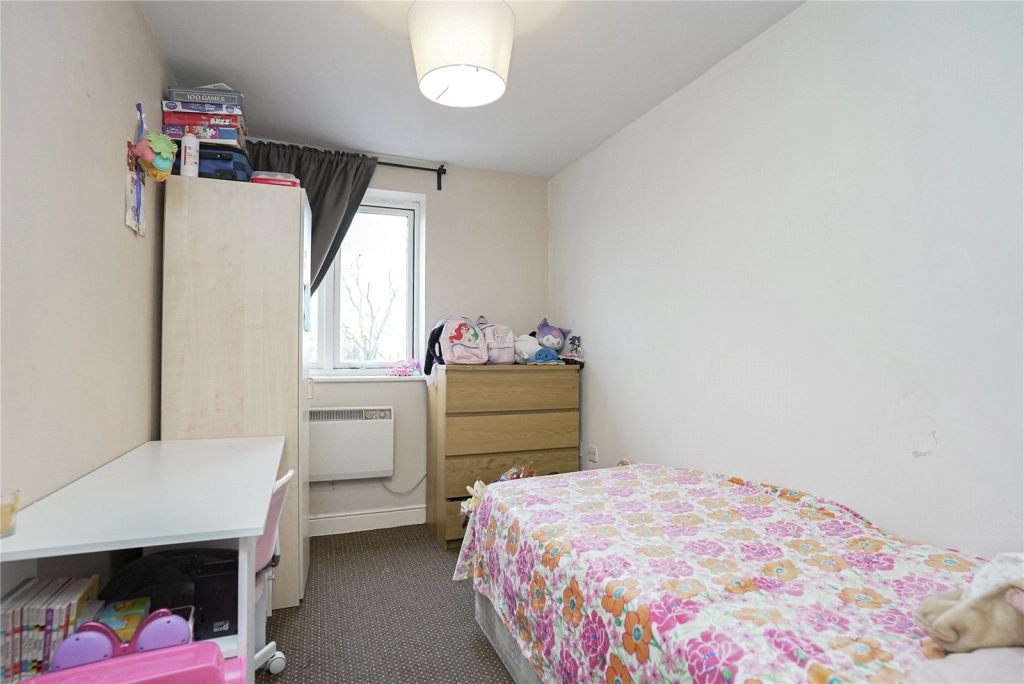 2 bedrooms apartments/flats for sale in Rush Grove Street, Woolwich - SE18 view 6