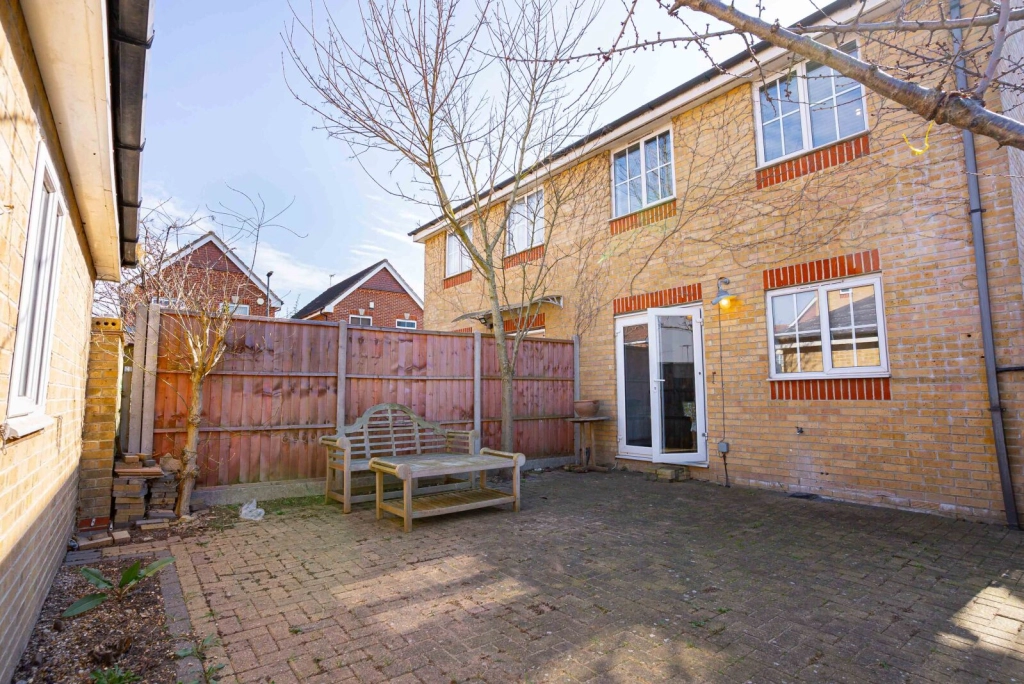 3 bedrooms houses for sale in Kentlea Road, Woolwich - SE28 view 23