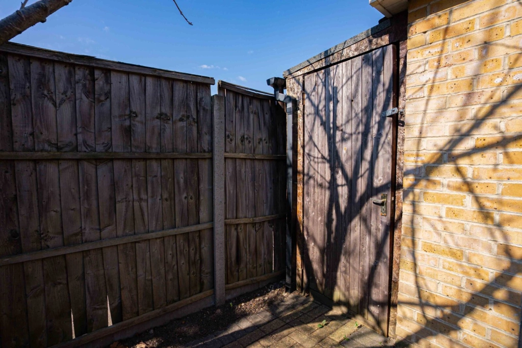 3 bedrooms houses for sale in Kentlea Road, Woolwich - SE28 view 31