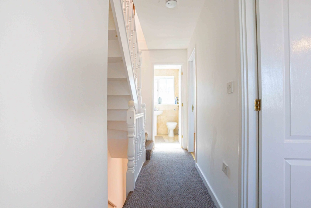 3 bedrooms houses for sale in Kentlea Road, Woolwich - SE28 view 17