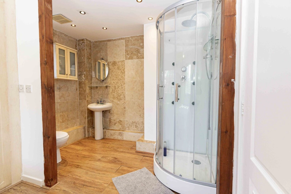 3 bedrooms houses for sale in Kentlea Road, Woolwich - SE28 view 21