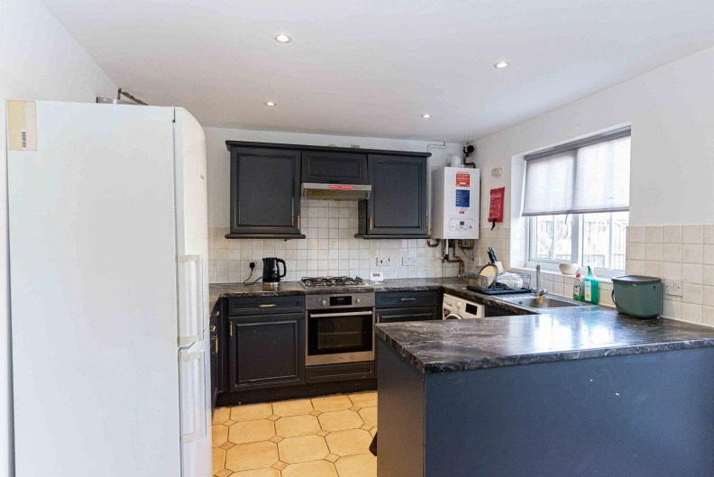 3 bedrooms houses to sale in Kentlea Road, Woolwich-image 4