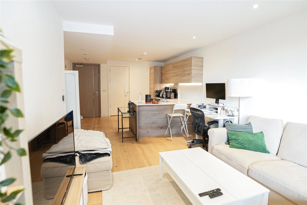 1 bedroom apartments/flats for sale in Duke of Wellington Avenue, Royal Arsenal - SE18 view 7