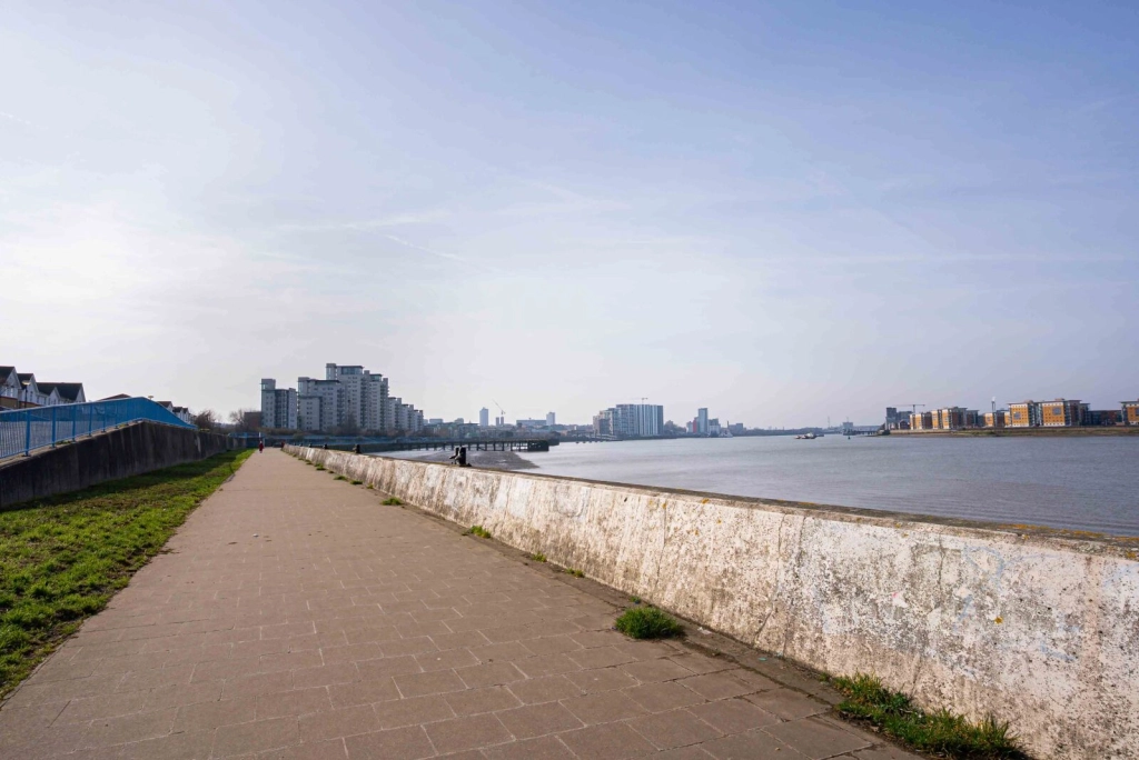 2 bedrooms apartments/flats for sale in Tideslea Path, Woolwich - SE28 view 7
