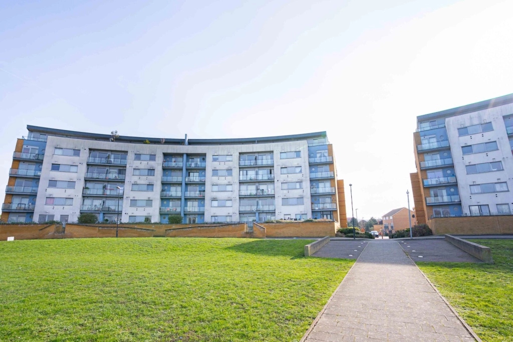 2 bedrooms apartments/flats for sale in Tideslea Path, Woolwich - SE28 view 17