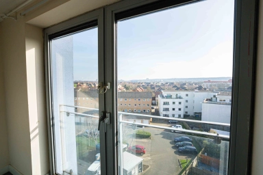 Tideslea Path, Woolwich - SE28 view 11