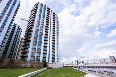 Brigadier Walk, Woolwich SE18 image 1