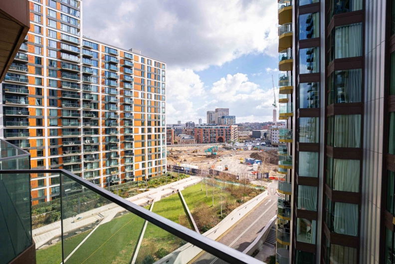 1 bedroom apartments/flats to sale in Brigadier Walk, Woolwich-image 8