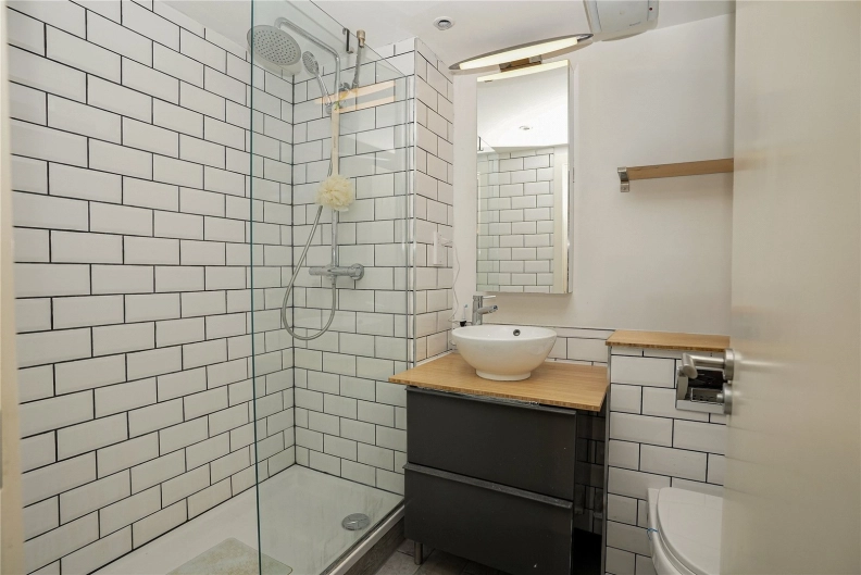 2 bedrooms apartments/flats to sale in Argyll Road, Royal Arsenal-image 6